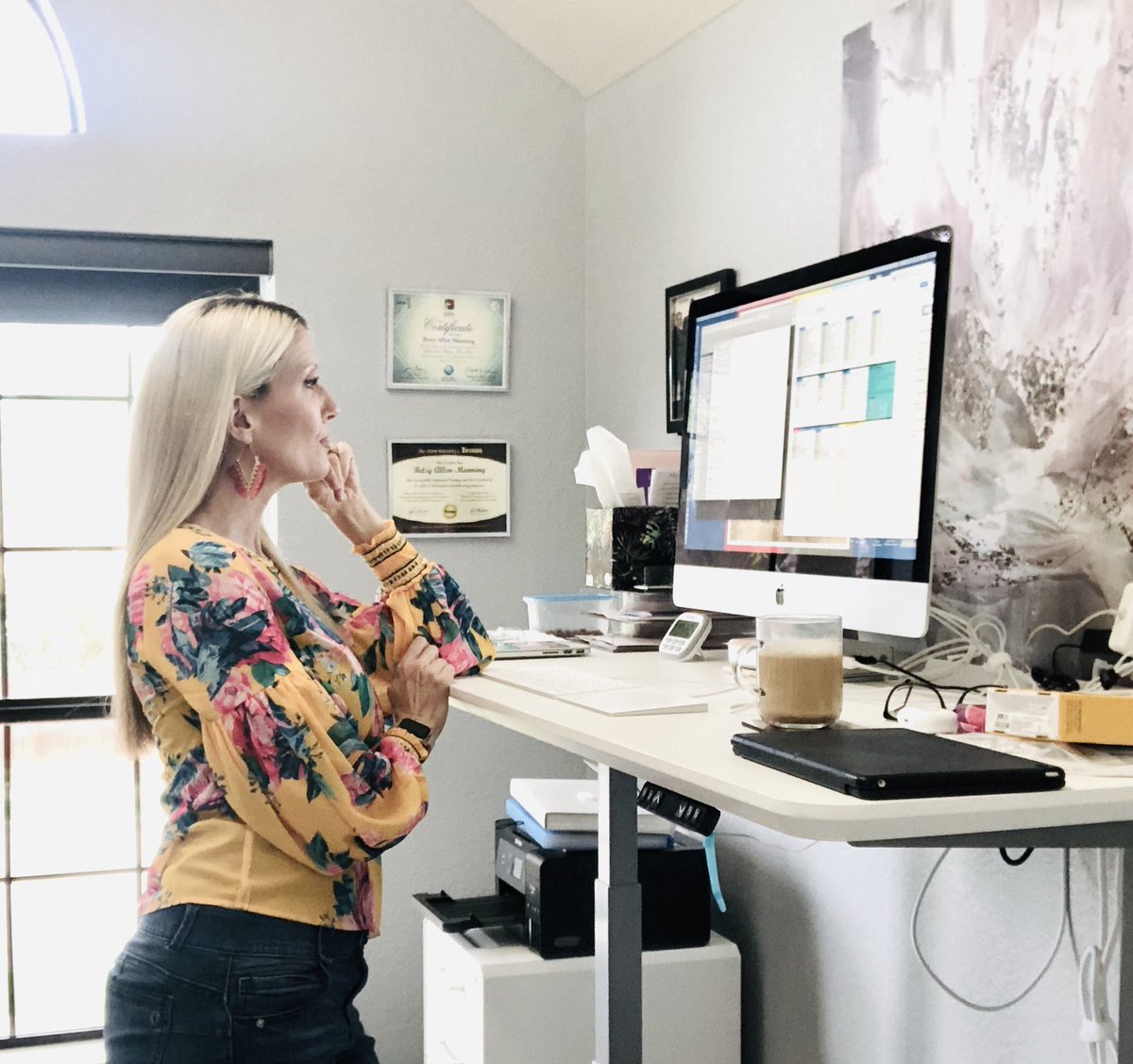 betsyamanning's tweet photo. Working on my upcoming webinar for a client. What is keeping YOU busy during self isolation?
#virtualtraining
#virtualprograms
#onlineprograms
#whynotyou #whynotyouwhynotnow
#impactleader
#makeadifference
#leadershipspeaker
#keynotespeaker
#successspeaker #motivationalspeaker https://t.co/SxYr8VLRUg