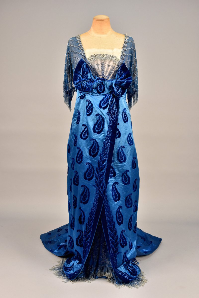 Evening dress by House of Worth, 1914. Whitaker Auctions