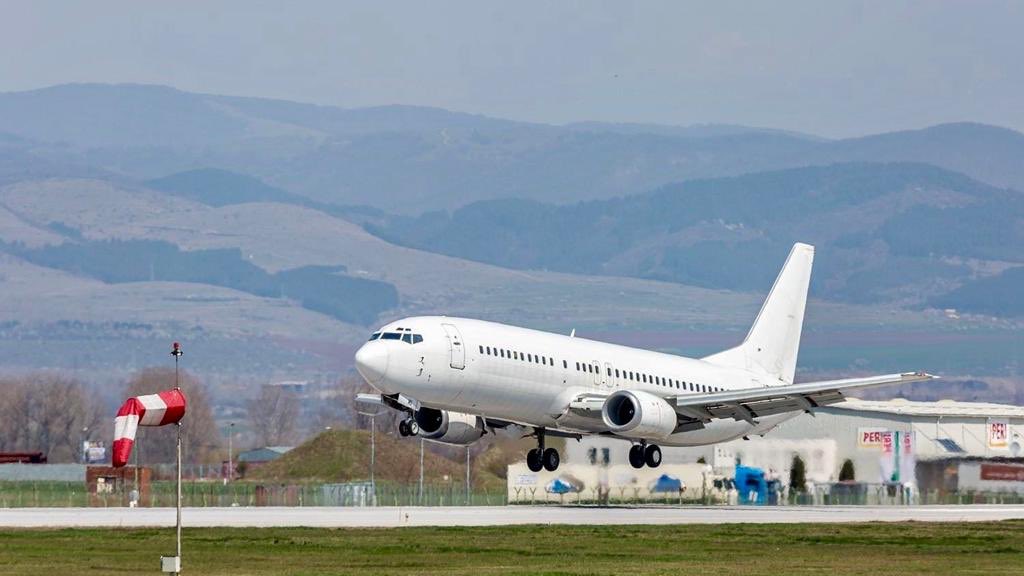 FlyGPAS's tweet photo. #FlyGPAS is in the air ✈️ and we wish you all HAPPY EASTERN https://t.co/OifLXKT0H3