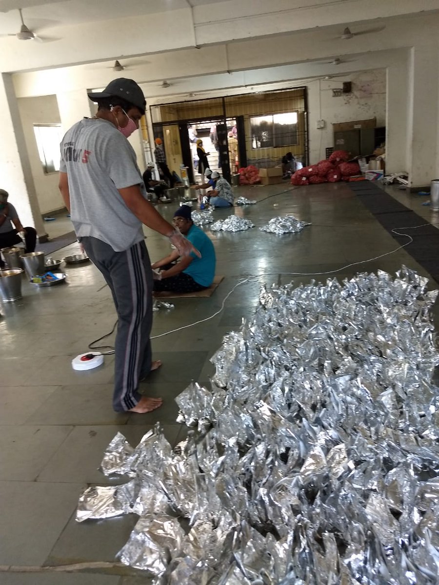 DiMaRF5's tweet photo. In this humanitarian crisis, we request you to help us by donating funds so that we can reach to many. #WeStandWithFellowCitizens #staysafestayhome #IndiaFightsCorona #DiMaRF #ResolvedToFightDisaster https://t.co/mr7JgqcZfd