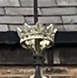 What a Royal looking decoration I noticed in Buxton today. Have you seen them too?                       I do apologise for the quality of the image, they are quite high up!