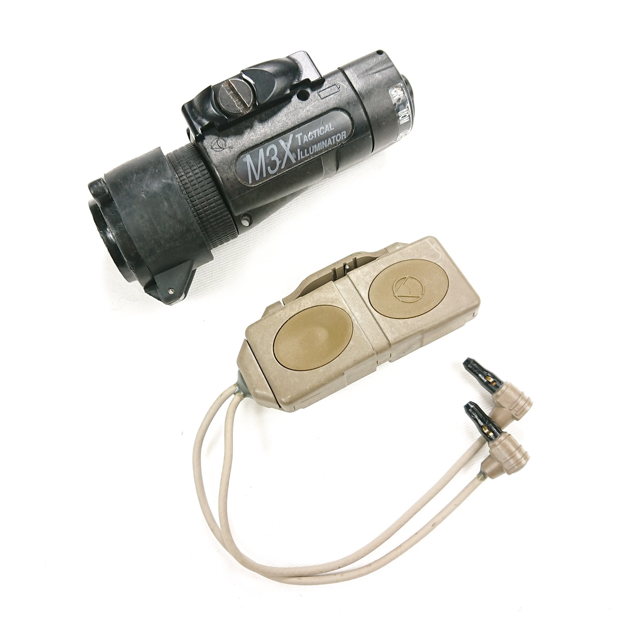 米軍実物 Insight Technology PEQ RMT-400-A8 米軍実物 Insight Technology PEQ RMT-400-A8 Insight