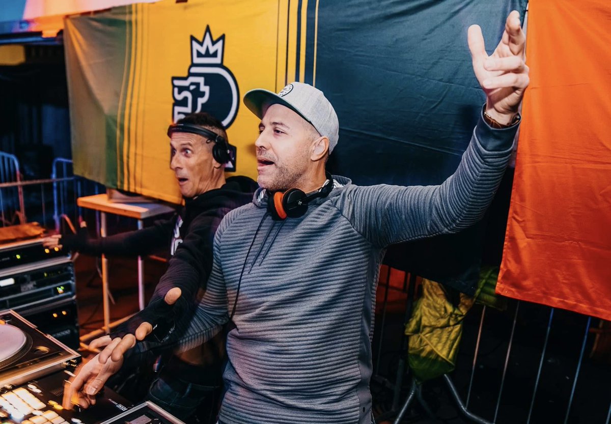 rootsinsession's tweet photo. βRun the chuneee selektaaaaaaaaaβ
.
This year marking 20th anniversary
.
π· @KremzarMatic
.
#20 #anniversary #marking #djs #producers #lovemusic #support #creat #bassmusic #reggaemusic #drumnbass #dnbfamily #roots #dub #lafigliadiSalvinichechiedecose #soundsystemstyle ππ₯πΊπΏπ https://t.co/mvDq724OF1