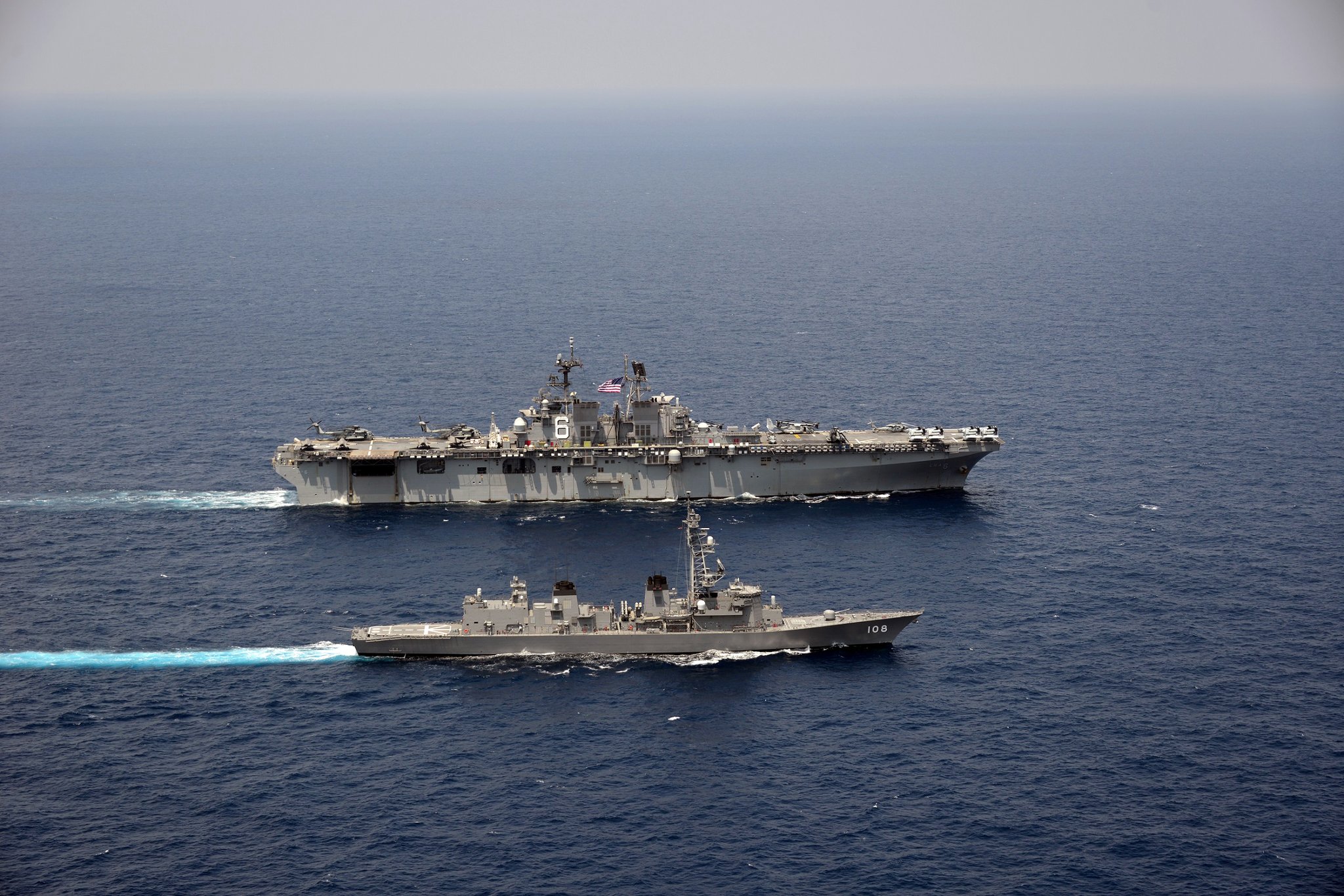 防衛省 海上自衛隊 4月10日 11日 護衛艦 あけぼの は 東シナ海において 米海軍強襲揚陸艦 アメリカ と日米共同訓練を行いました 本訓練を通じて 海上自衛隊の戦術技量の向上及び米海軍との連携の強化を図りました 精強 即応 強固な日米同盟 防衛省 海上自衛隊 4月10日 11日 護衛艦 あけぼの は 東シナ海において 米海軍強襲揚陸艦 アメリカ と日米共同訓練を行いました 本訓練を通じて 海上自衛隊の戦術技量の向上及び米海軍との連携の強化を図りました 精強 即応 強固な日米同盟