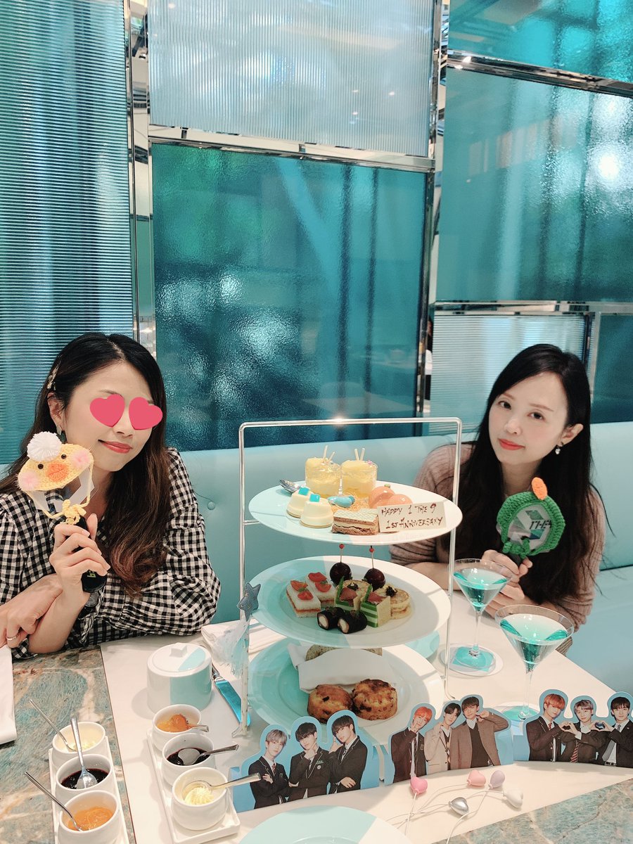 miss_youhaaaaa's tweet photo. 🥺 한국에서 직접 축하하지 못함, 홍콩에서만 미니 파티를 열 수 있음 😙🎉💚

🐇 Happy Easter &amp; #1THE9 1st anniversary❣️

.　　　　/⌒)
　　／＼/ ／
　 (_人｜/
　　 ／‥＼
　 ミ(_Ｙ_)ミ
　　 ＞　＜
　　(／　＼)
　 _(　　　)_
　(＿＞―＜＿)

#1THE9_1st_ANNIVERSARY
#원더나인1주년축하해 https://t.co/SUGgxSjyiR