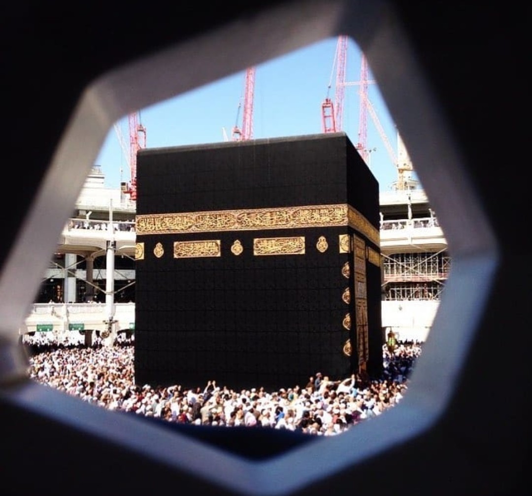 Drown6d's tweet photo. I still remember my first umrah!.....
Ishq hua hy humain janab....ishq! https://t.co/WFl5j49nJD