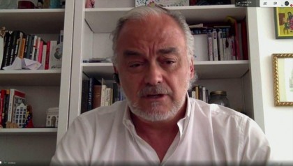 meneame_net's tweet photo. González Pons (PP) culpa a la sociedad de los recortes en sanidad https://t.co/0HY3kiNLRf https://t.co/srdiFxjB7M