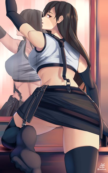 Tifa: "I know I hid a materia here somewhere.. what's wrong cloud?
Cloud: "..." 