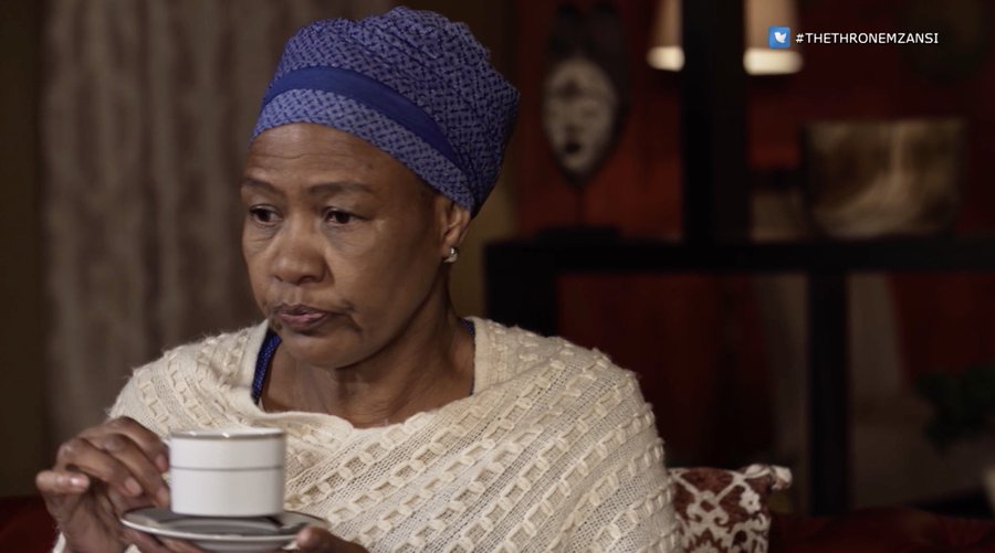 Uzalo doesn't promote university, bonke baphelela eSalon!
😂😂😂