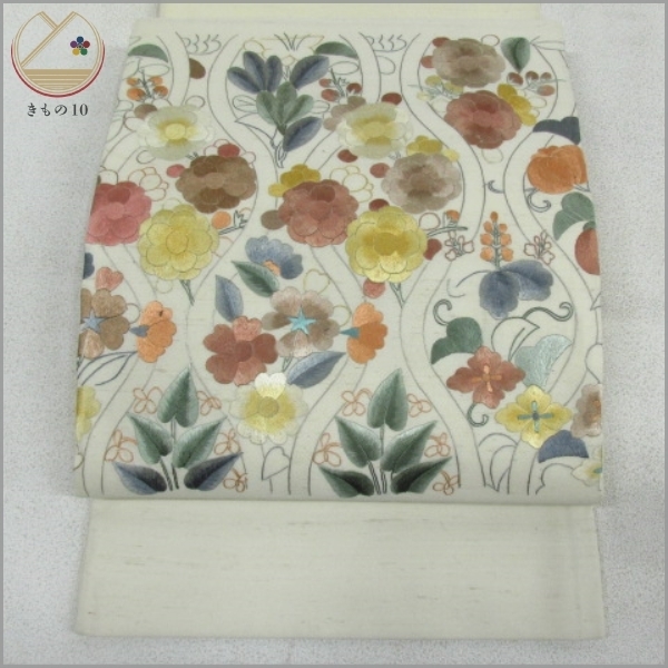 着物10 きものてん Auf Twitter あと2日 絹 袋帯 総刺繍 紬 立涌 菊 桐 花菱 お太鼓柄 刺繍が施された 可愛らしくも華やかな袋帯です 着物 Kimono 帯 刺繍 着物コーデ T Co 0uqcakdfk7