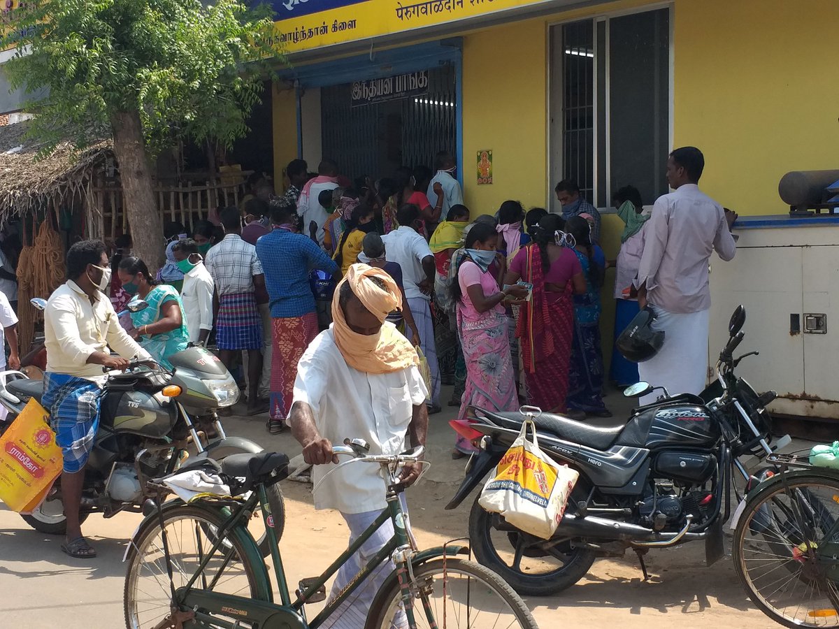 MVeerakumar13's tweet photo. Today My village indian bank
#COVID2019 
#StayHome https://t.co/aYlSNPblUo
