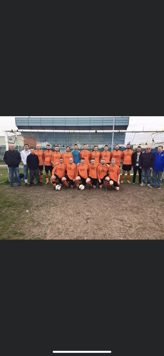 Shaftes1's tweet photo. Thanks for the nomination 
@Shaftesburysat1 @BidstonFc 

Once nominated you have 23 hours to post a picture of yourself or donate £30 to your local charity

@FcShaftes @comeonthelions @ath_eport @woodyrovers18 @baggio5527 https://t.co/tmNGuMH4OA