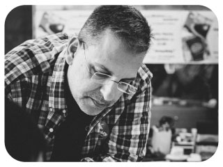 Σήμερα στις 12μμ στον Αθήνα 9.84 ο Βαγγέλης Ηλιόπουλος διαβάζει απόσπασμα από το «Θωμάς Q bit Ταξιδιώτης στο κάτοπτρο του χρόνου»

ΣΥΓΓΡΑΦΕΙΣ &amp; ΠΟΙΗΤΕΣ ΔΙΑΒΑΖΟΥΝ ΣΤΟΝ ΑΘΗΝΑ 9,84: Δείτε όλο το πρόγραμμα της Μ. Εβδομάδας εδώ: athina984.gr/wp-site/syggra…

athina984.gr/wp-site/2020/0…