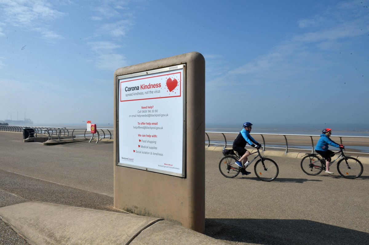 visitBlackpool's tweet photo. Now this is what we like to see!  👏 Please stay home and save lives this Bank Holiday Monday. Thank you to our residents and visitors for following Government advice. We are proud of Blackpool! #BankHoliday #StayHomeSaveLives

📷 Dave Nelson https://t.co/iQ70M5flr2