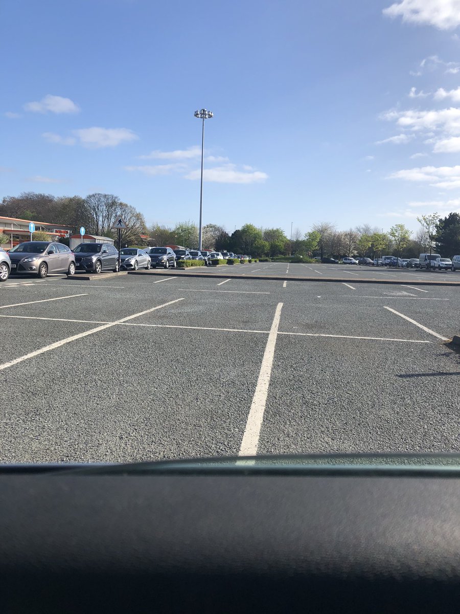 Fair play to <a href="/BandQ/">B&Q</a> dealing with all this today! Done a great job managing all this today in Warrington 👏👏👏