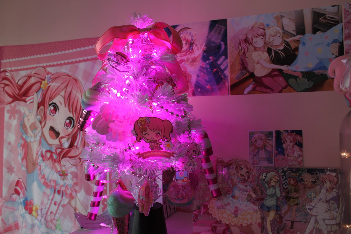 pasupareo's tweet photo. 🎀Can't believe it's been 3 years (2 years for ww) since I've been letting an anime girl control my wallet's choices but I have 0 regrets. This game/franchise means the world to me and I'm grateful for all the memories I've made with everyone ♡ #MyBanGDream #GBP2ndYear https://t.co/HOSFeHCPf6