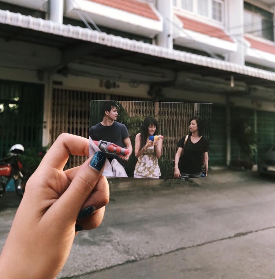 “สงกรานต์นี้..คุณลี่ยังว่างอยู่หรือเปล่าครับ”
- รถไฟฟ้า..มาหานะเธอ