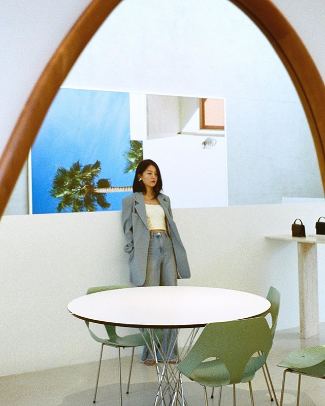 5REDVELVET's tweet photo. [OFFICIAL] 200413 #SEULGI Instagram update

#REDVELVET @RVsmtown
https://t.co/59BK6URq8d https://t.co/g9DKUXN5sL