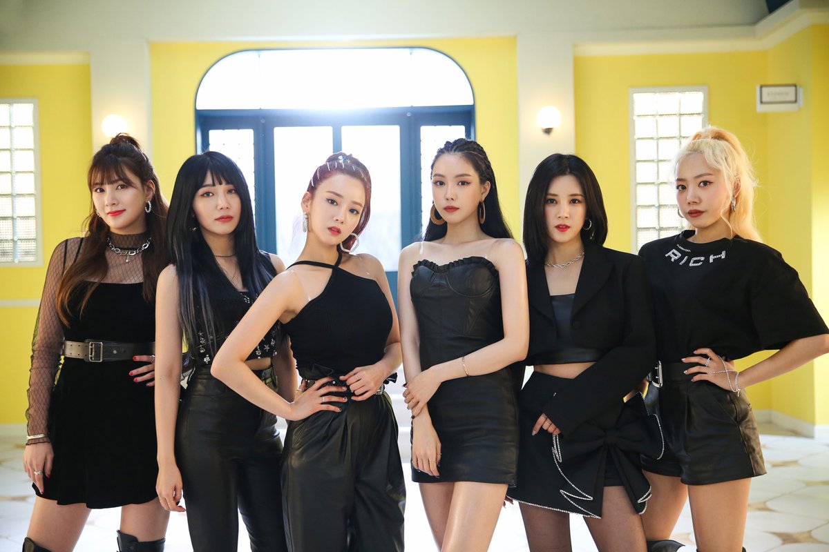 твайс группа 2022. группа герлз элауд. эксин кпоп участницы. твайс кпоп группа участницы. новые группы девушек.