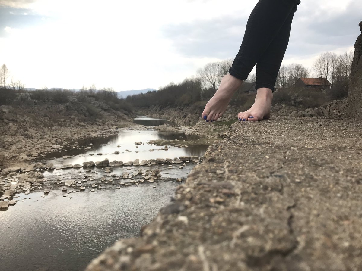 BalkanFeet's tweet photo. Such a perfect time to connect with a nature 🤗 #feetpic #feetbuyers #feetpicturesforsale #feetfindom #feetbeautiful #feetcurves #Feet #footfetısh #footpics #barefeet #publicfeet https://t.co/HEpQFBCuA2