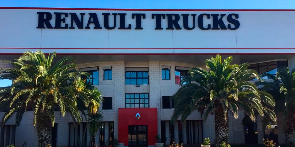 TalautoVI's tweet image. Nuestros talleres permanecen abiertos para poder dar un servicio completo a los transportistas y permitir así que la cadena no pare. Este mensaje es para vosotros transportistas 👉 youtu.be/jwnlSnjsIv8