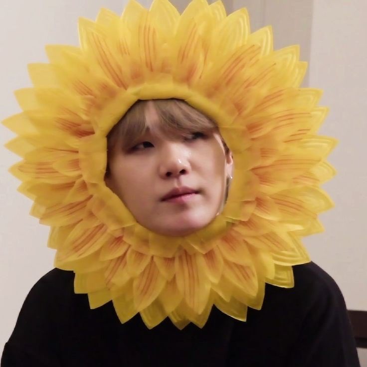 tiny YOONGI   A THREAD;