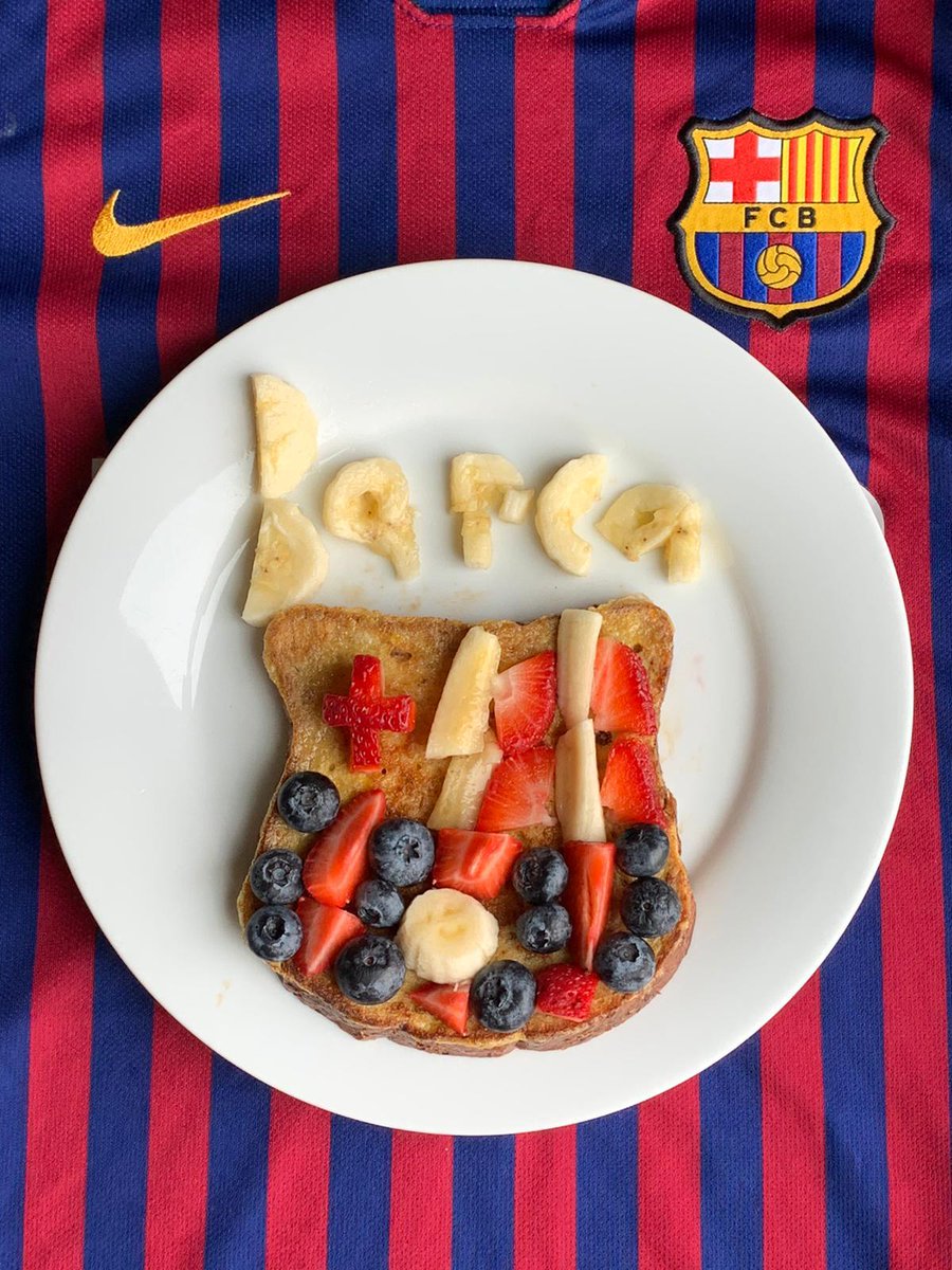 BarcaAcademy's tweet photo. 💙❤ A good way to start the week!!
Happy Barça Breakfast!! 
#MondayMotivation 
📍 @BarcaAcademySD https://t.co/1Rc1tpaadf