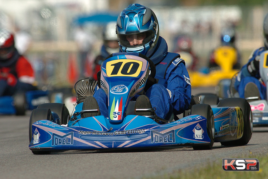 Vidéo grand public: du karting loisir à la KZ2 avec Romain Monti à Laval dlvr.it/RTgg2X
