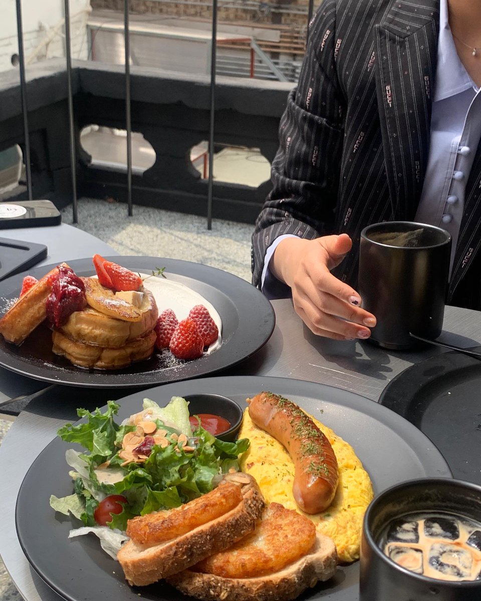 seolhyunhk's tweet image. 200413 Seolhyun Instagram update 

#AOA #Seolhyun #설현 #雪炫
instagram.com/p/B-6oI5-h20O/