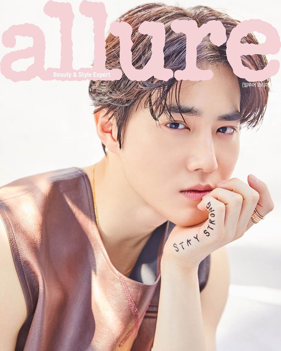 CHANSOOperior's tweet photo. KIM JUNMYEON NEEDS TO CALM TF DOWN!!! @weareoneEXO https://t.co/1iYF6WTWux