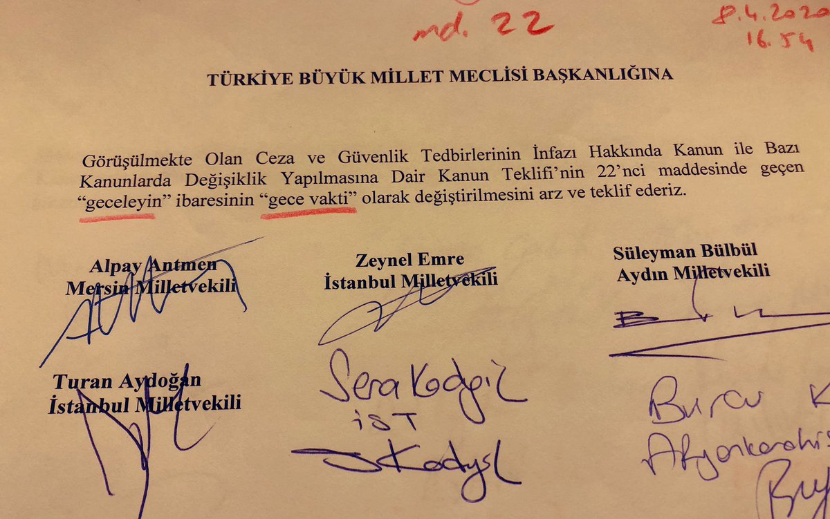 turanbulent's tweet photo. Bu kadar gündem içinde bir daha söyleyelim, en büyük sorunumuz muhalefet!

Görüşülen infaz yasasındaki en orjinal önergeyi bulun bakalım:) https://t.co/j2dgsuJkoN
