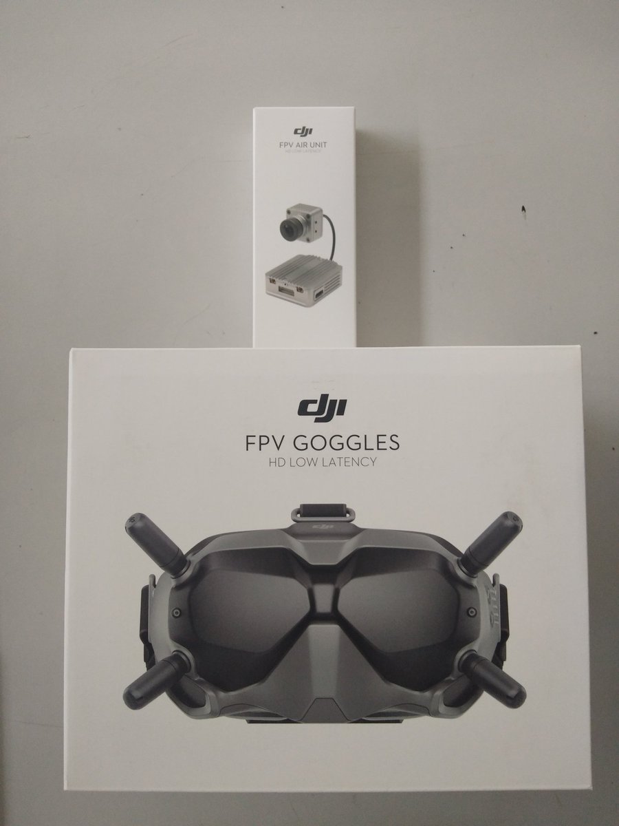 hobbygeng's tweet photo. DJI FPV Set available now 
https://t.co/Vvu0vatQXR https://t.co/cGkbTiqoMV