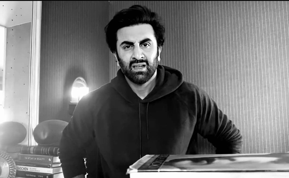 filmfare's tweet photo. When you realise the lockdown will extend to the end of this month... #RanbirKapoor https://t.co/sg1Ppd5vCv
