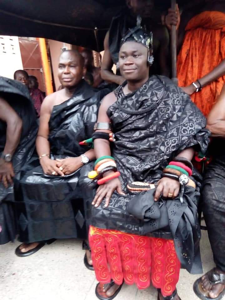 CELEBRATING THE 1st ANNIVERSARY OF NANA TABONO BONSU III.We pay special tribute to Nana Tabono Bonsu III, Chief of AKYEASE (Achiase) near Bomfa in Asante Akyem.The Akyease Stool and Royal family, belongs to the EKUONA Abusua.The family and Stool, originate from Adansi.