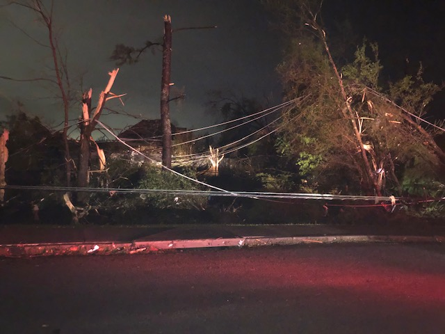 newschannelnine's tweet photo. MORE PHOTOS from @NC9ND: This is Igou Gap Road behind Hamilton Place.

Share your weather photos with us here: https://t.co/SOttwLOWj9 https://t.co/47AUklynru