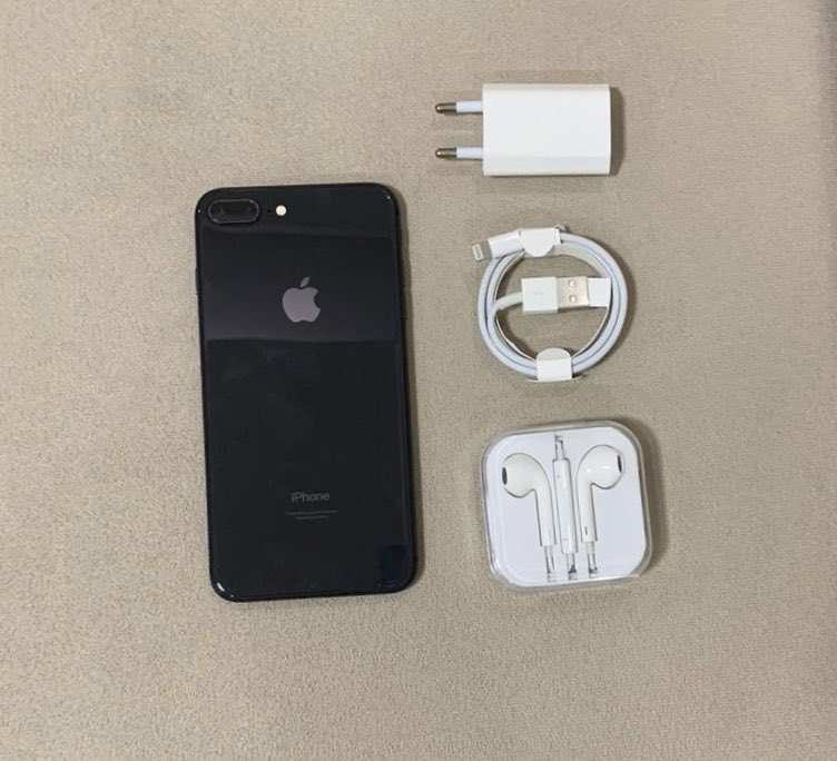 Parazinhodocort's tweet photo. iPhone X e IPhone 8plus 📱🍎 1 ano de Garantia e Parcelo Até 19x😳no cartão 🤪 #Vemmm https://t.co/0AZh8SPPqz