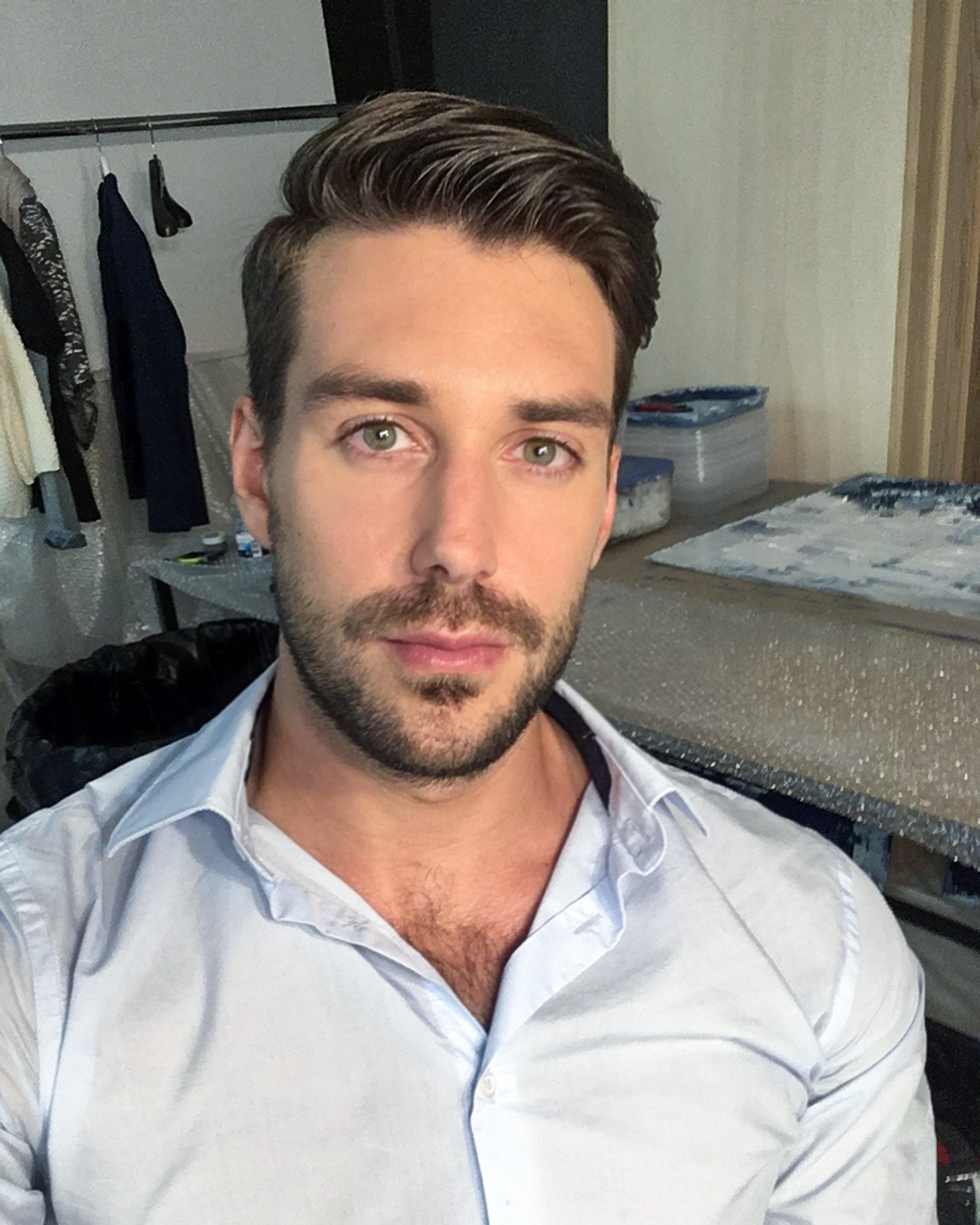Anthony Lorca on X: I can't wait to be on the set again. #anthonylorca  #selfie #modelselfie #actorselfie #actor #madridmodelo #modelmadrid  #actormadrid #frenchactors #modelspain #greeneyes #backstage #bts  #behindthescenes t.coDUcEjov6zJ  X