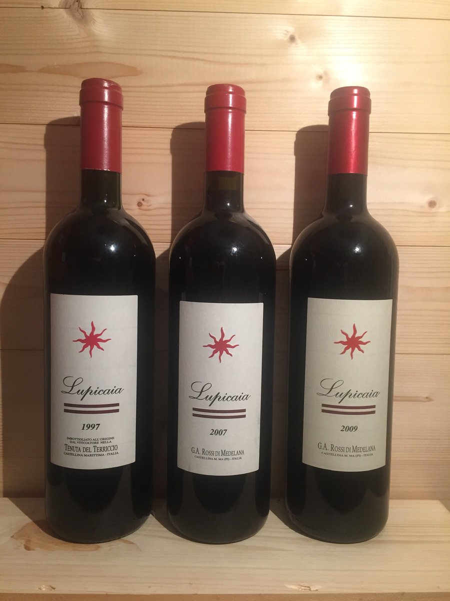 Uno dei grandi #vini prodotti in #Toscana , siamo alle porte della #maremma e il vino prende il nome dal #torrente che scorre nella #tenuta ...grande #Supertuscan  <a href="/JamesSuckling/">James Suckling</a>