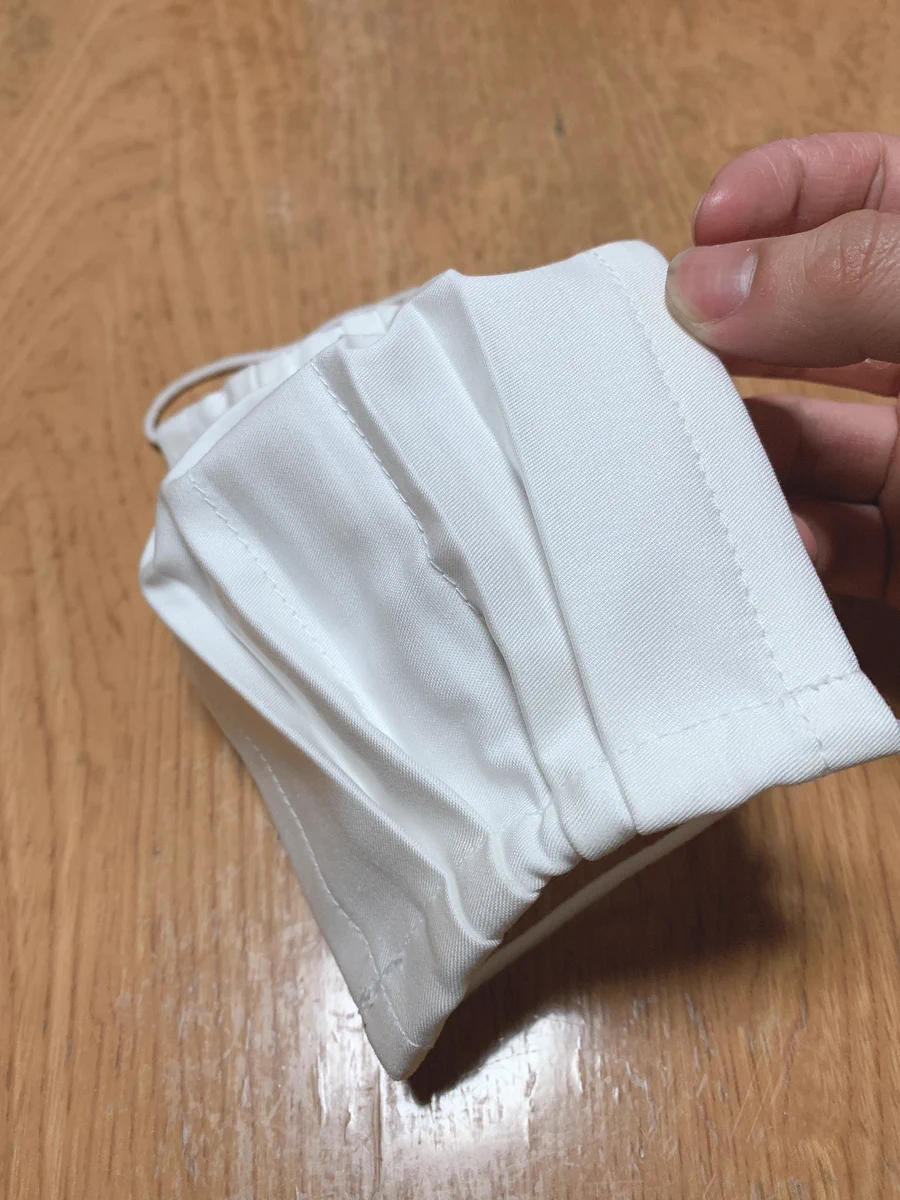 使い捨てかと思った…。おかんが作った布マスクのクオリティが凄すぎｗｗ