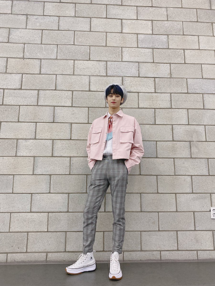 WE_THE_BOYZ's tweet photo. [주연] 우리 더비 월요일 화이팅~! https://t.co/sNXOMvwgy7