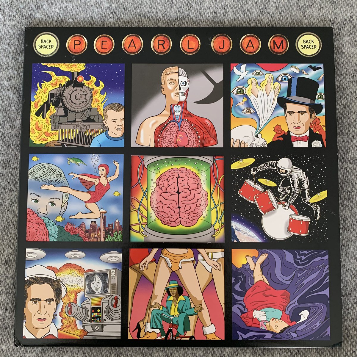 theboytemps's tweet photo. Easter Monday and we come to 2009 and the release by @PearlJam of their 9th studio album, the much maligned (though much loved some quarters) #Backspacer Whatever your thoughts on the album as a whole it does contain #UnthoughtKnown - a gem of a song if ever there was one 😜🉑 https://t.co/C4IbrXExob
