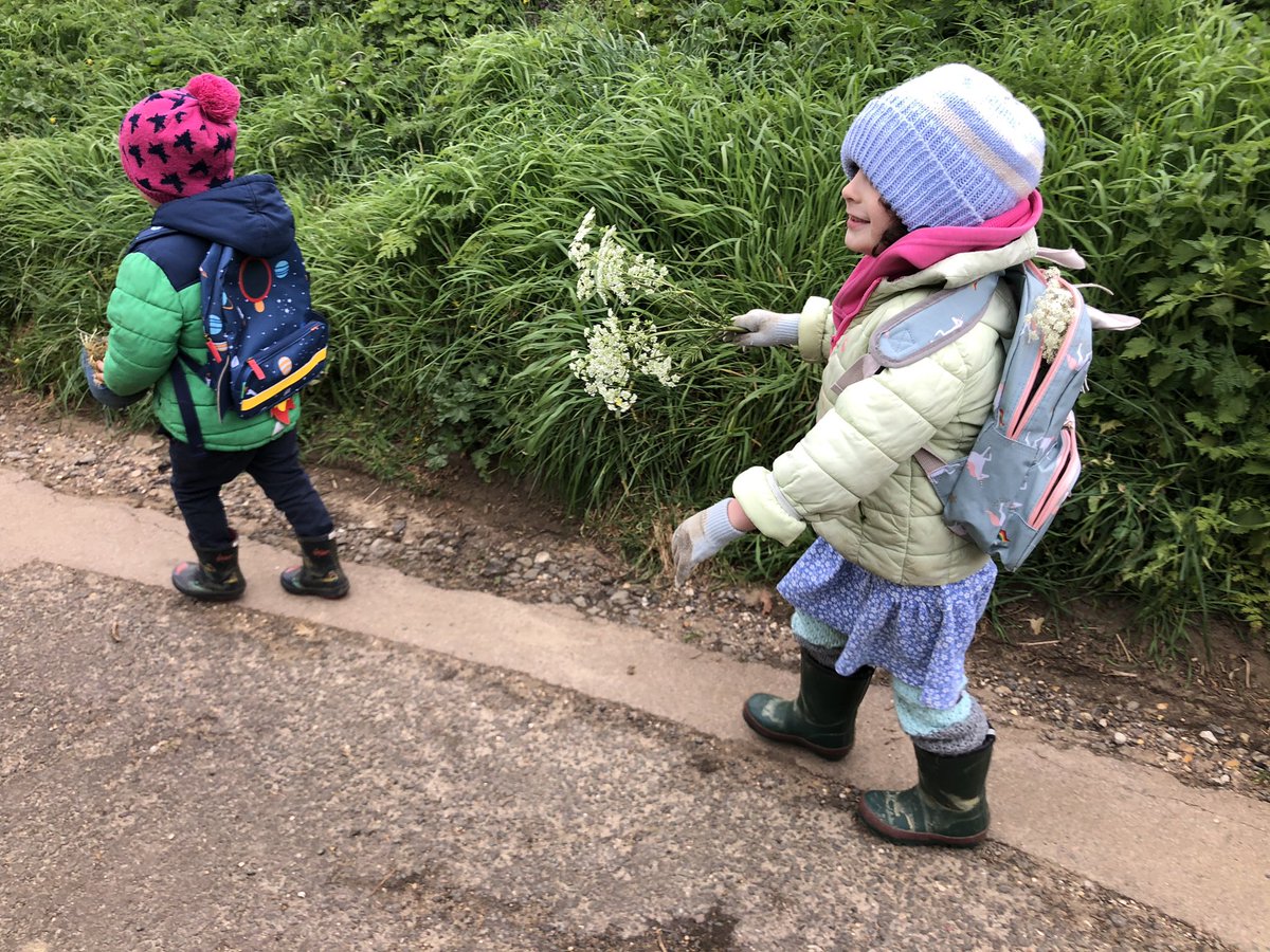 CharliElphinst1's tweet photo. @Reginald_Elton We’ve been on a Spring journey around the village and collected signs of ‘new life’ and made them into a picture #eastermonday #newlife https://t.co/4KztZLv9wR