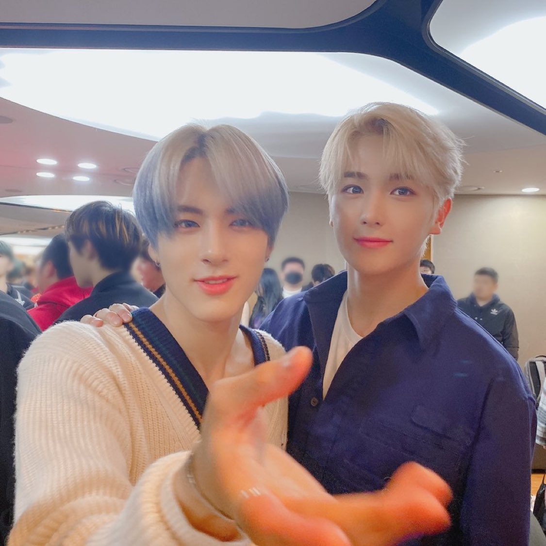 THE BOYZ (더보이즈) tweet media