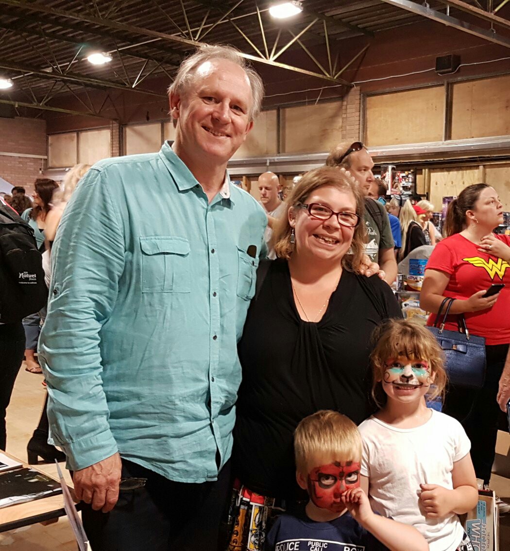  Happy birthday to my fave Doc Peter Davison 