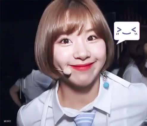 credits to  @chaengallery for this amazing edit of her dimples :3