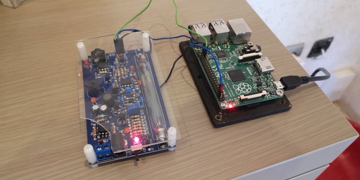 #weekendproject: RPi-based beta/gamma radiation counter (/w StatsD and Graphite). Last 12h on chart