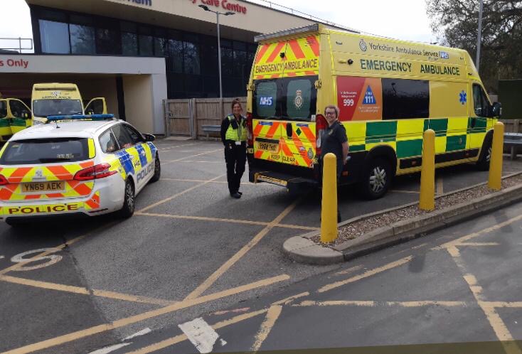 syptweet's tweet photo. Many of you will not be working today, but please think about our front-line officers and @NHSuk staff who are working to keep you safe. Please play your part in helping them and #StayAtHome today. https://t.co/8b5qTZ0fcw