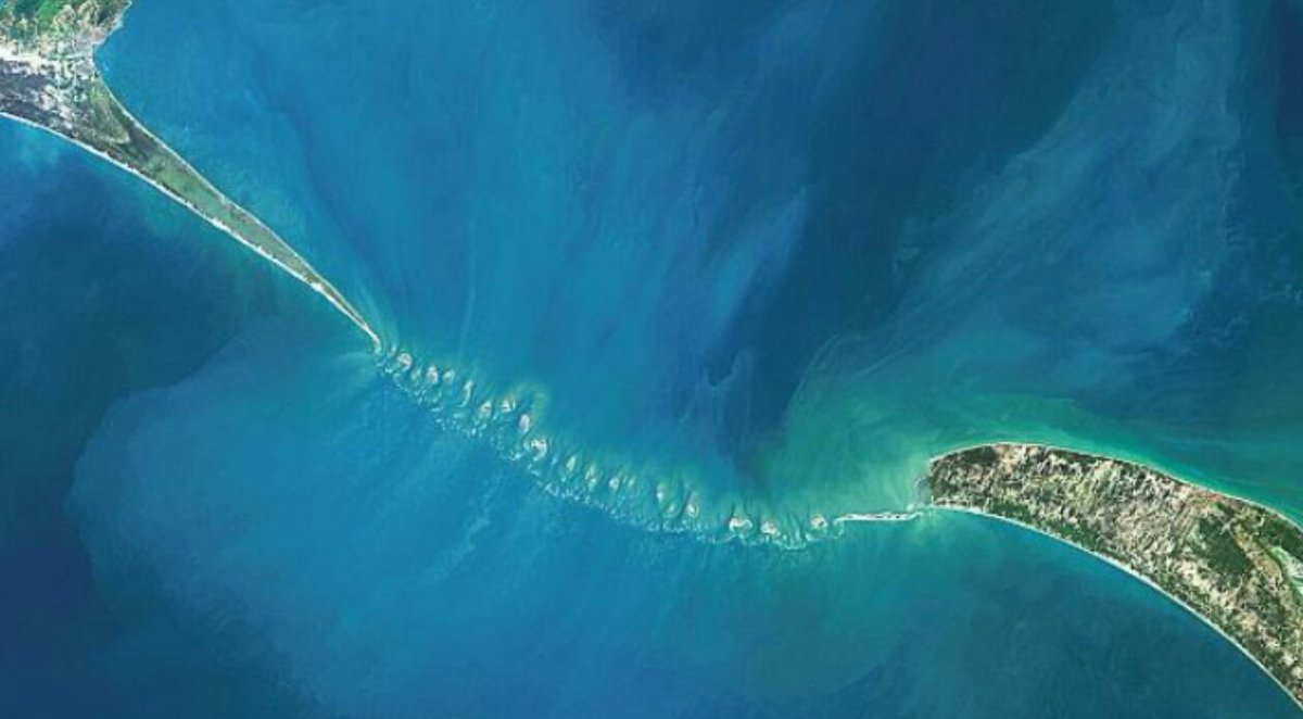 Thread - रामसेतु Is a chain of limestone shoals, between Rameshwaram island, off the southern coast of Tamil Nadu India, and Mannar Island, off the northern coast of Sri Lanka. Geological evidence suggests that this bridge is a former land connection between India & Sri Lanka.