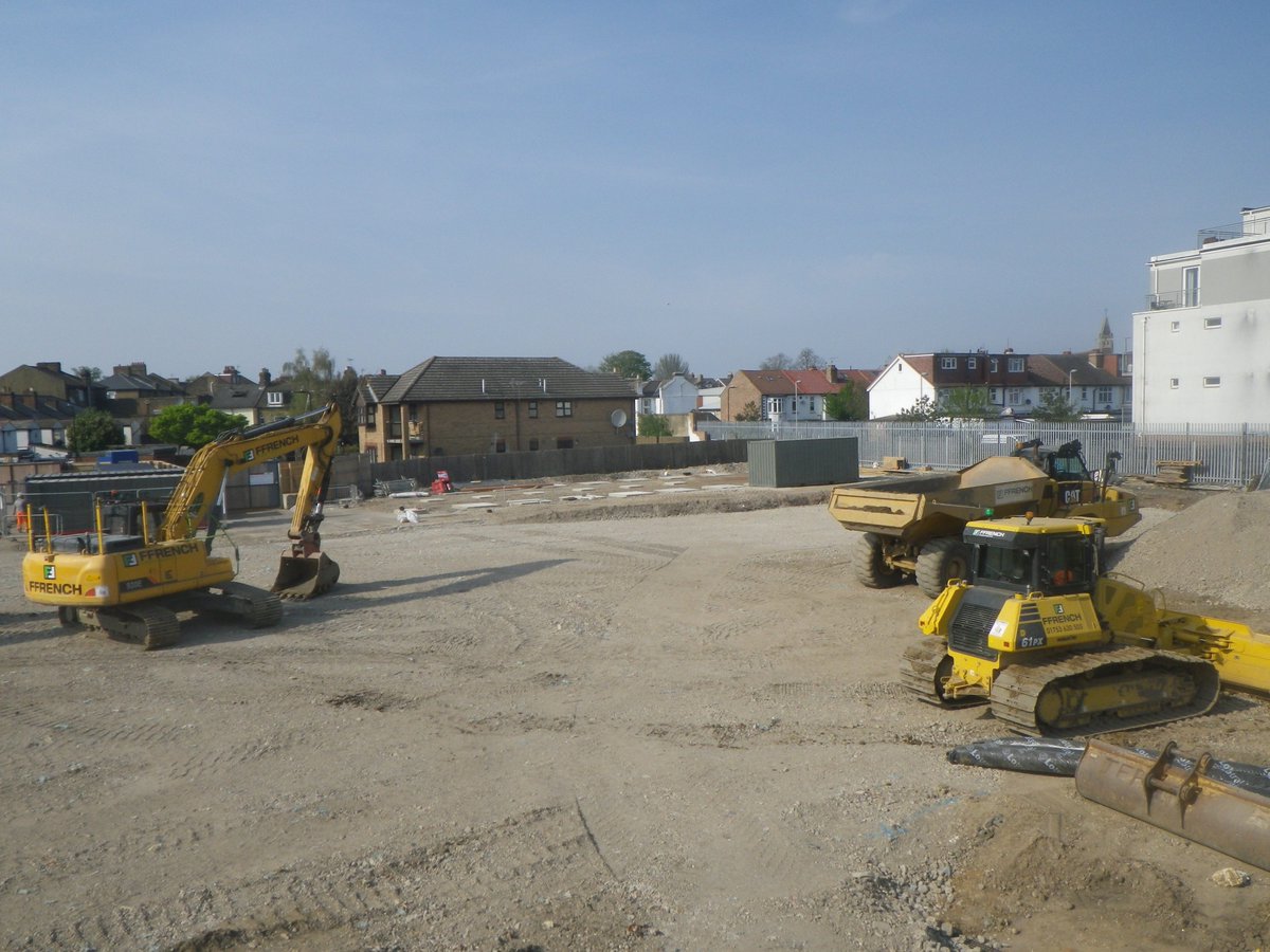 FfrenchLtd's tweet photo. Recently completed project of enabling works inc bulk excavation, piling mat construction &amp; piling attendance. Big thanks to the @FfrenchLtd site team who worked hard to ensure the works were completed several weeks ahead of schedule. #construction #groundworks #civilengineering https://t.co/vRa9dQ3GO4