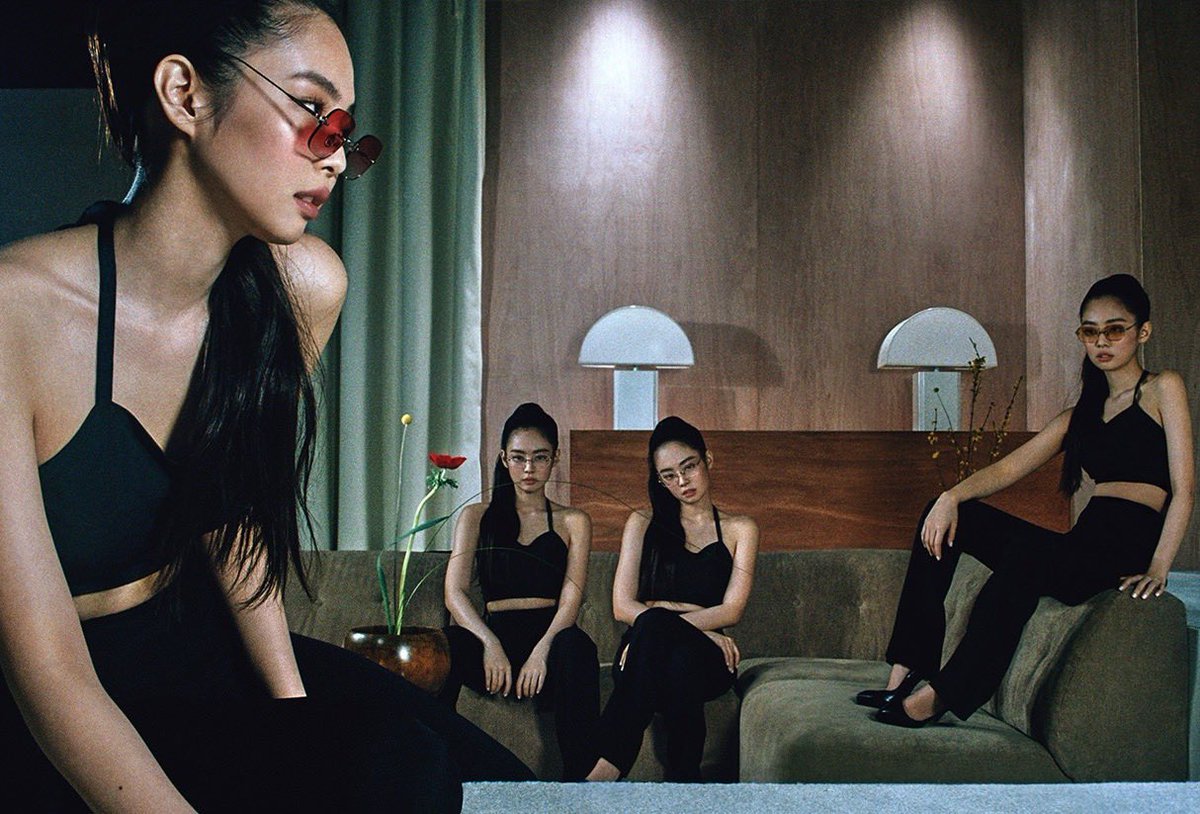 JennDumpling's tweet photo. It’s me and my personalities having fun at home in quarantine

#GENTLEMONSTER #JENNIE 
#Quarantine #coronavirus #COVID2019 https://t.co/Wjb9d7tvW6